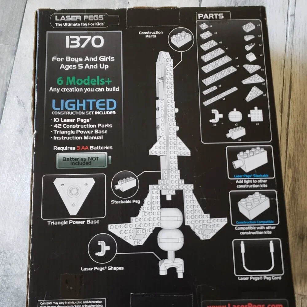 Laser Pegs 1370 6 Rocket Interlocking Blocks Light Up Playset New 42 Pieces